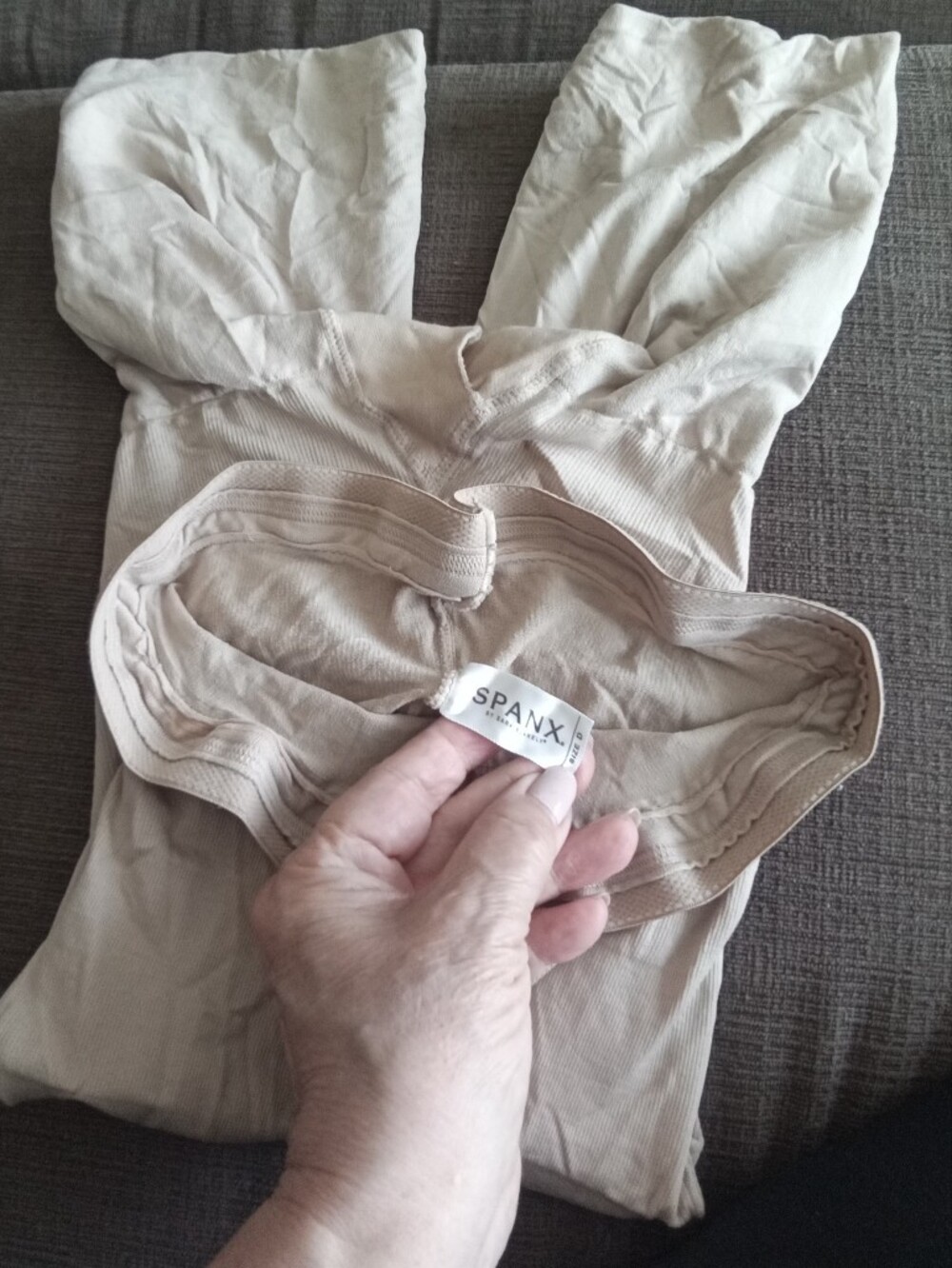 SPANX Nude High Waisted Mid-thigh Shorts D